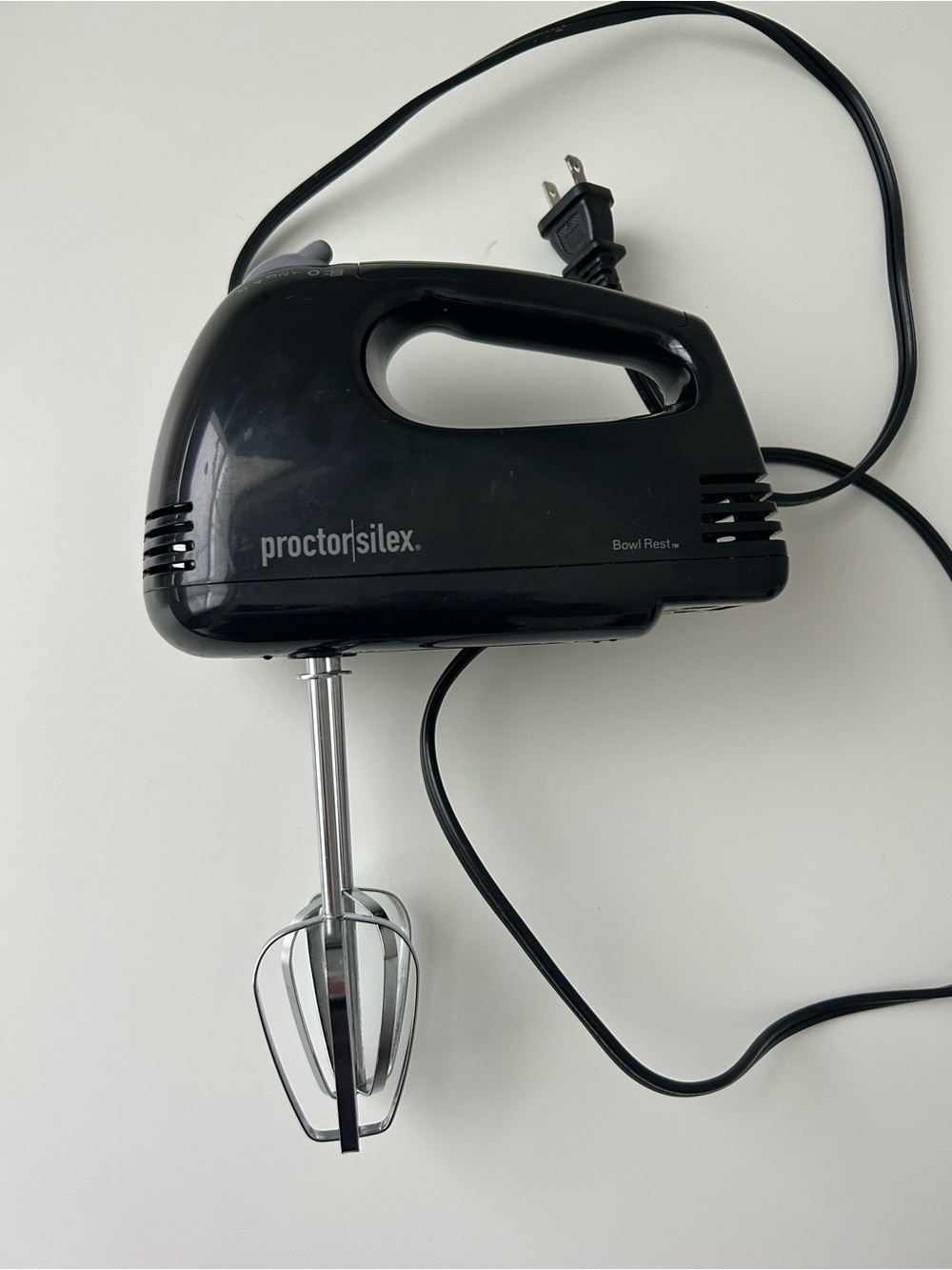 Proctor Silex Easy Mix 5-Speed Electric Hand Mixer with Bowl Rest